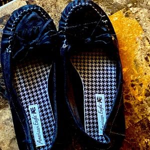 Women’s slip on shoes